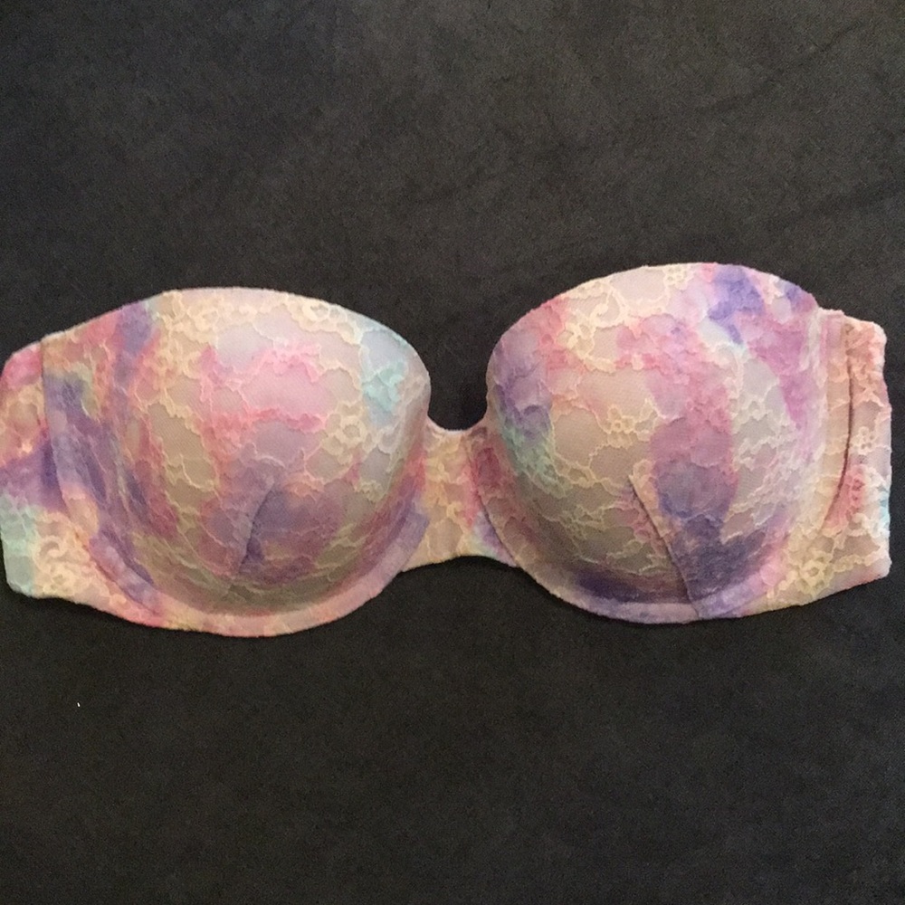 Victoria’s Secret Multi-way Strapless bra